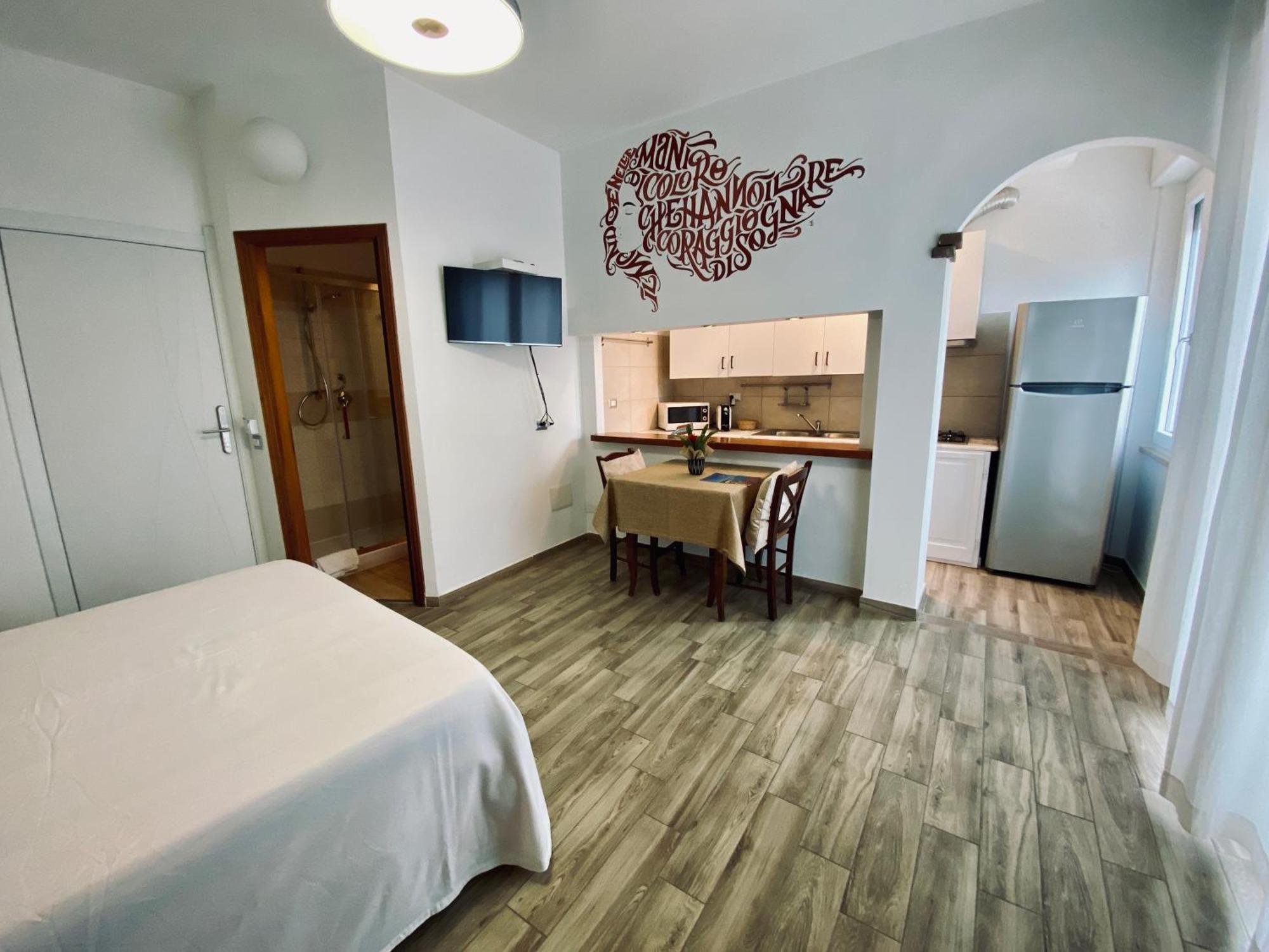 Locanda Degli Artisti Tortoli Bagian luar foto