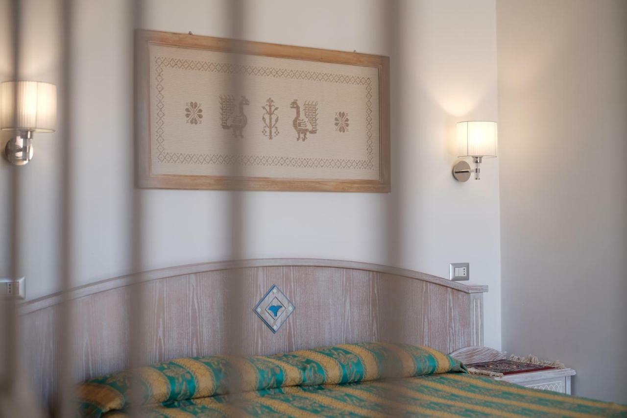 Locanda Degli Artisti Tortoli Bagian luar foto